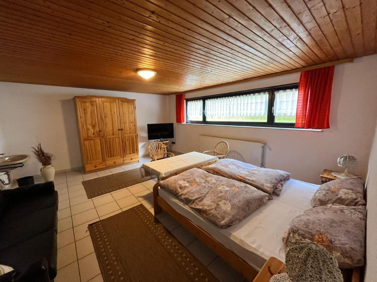 Pension Ernst Im Herzen Des Pfaelzerwaldes Mit Kueche Hotel Elmstein Екстериор снимка